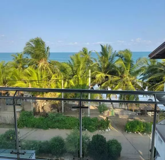 ペンション Shanika Beach Inn