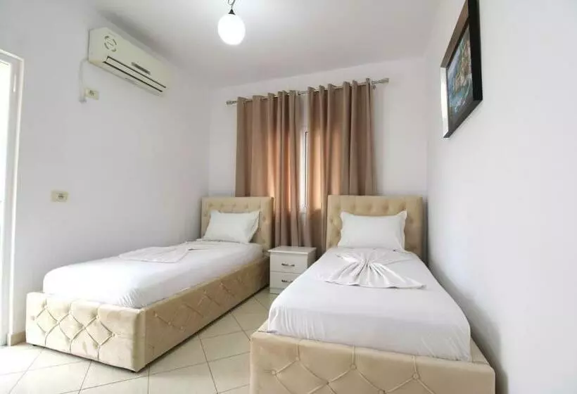 Seaside Vila Genti Pollo