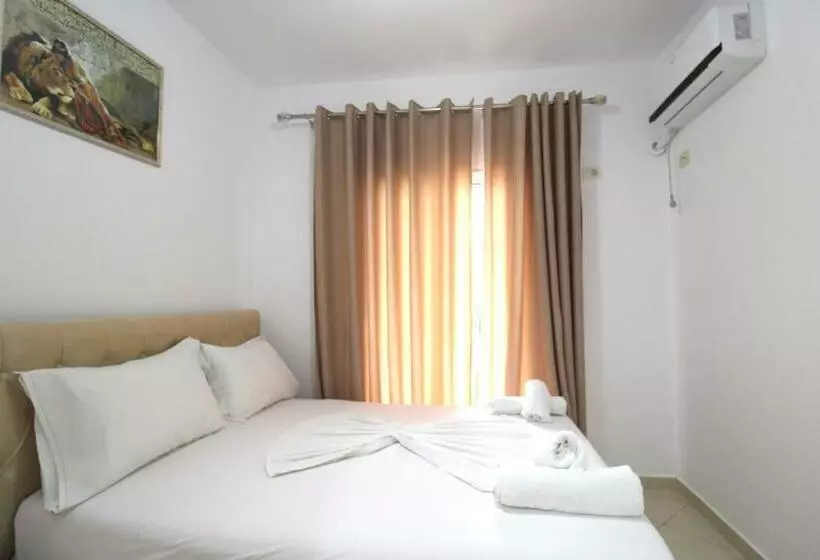 Seaside Vila Genti Pollo