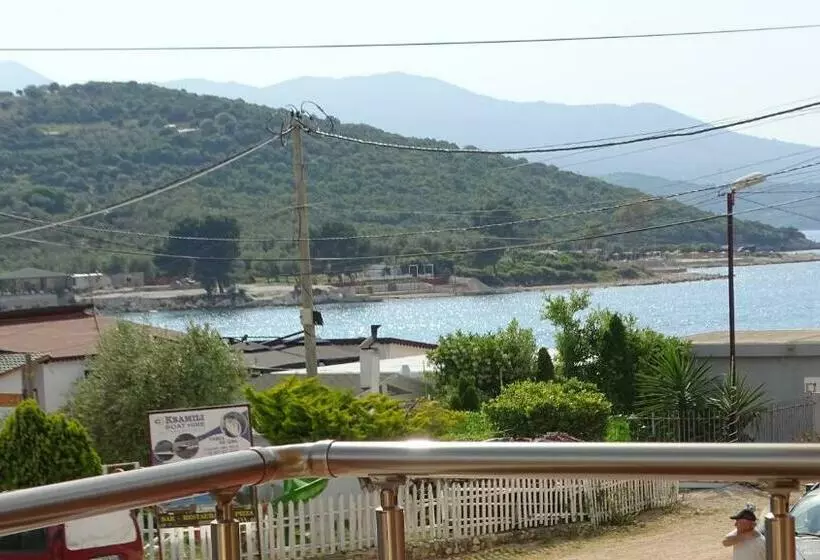 Seaside Vila Genti Pollo