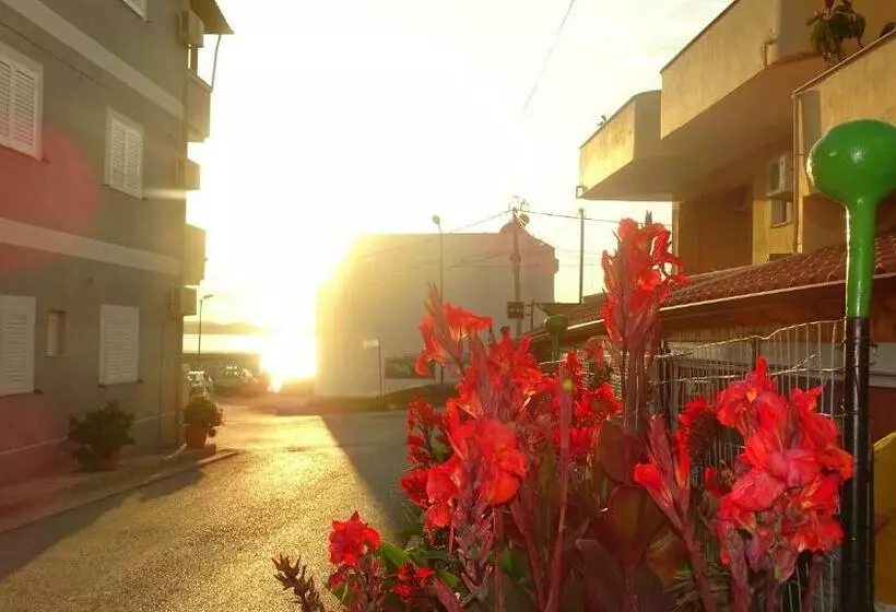Seaside Vila Genti Pollo