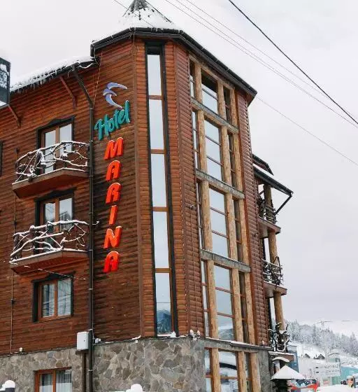 Hotelli марина