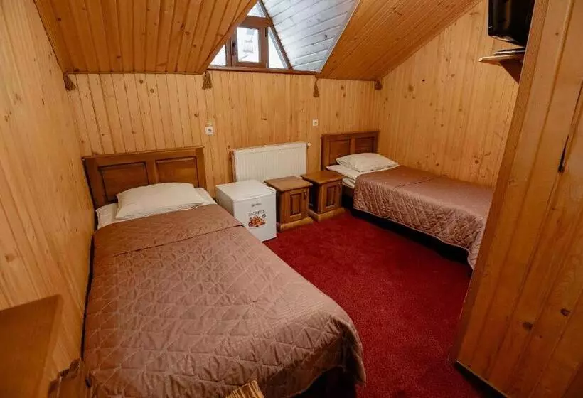 Hotelli марина