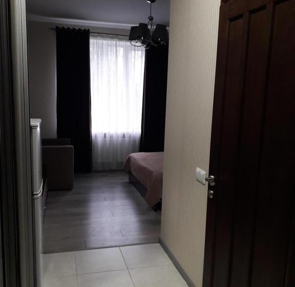 فندق готель прибережний