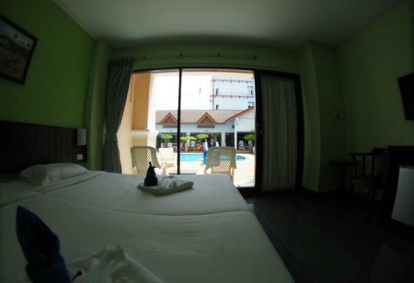 Jed Pee Nong Hotel โรงแรมเจ็ดพี่น้อง