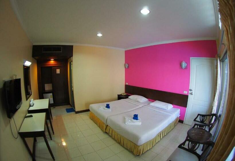 Jed Pee Nong Hotel โรงแรมเจ็ดพี่น้อง