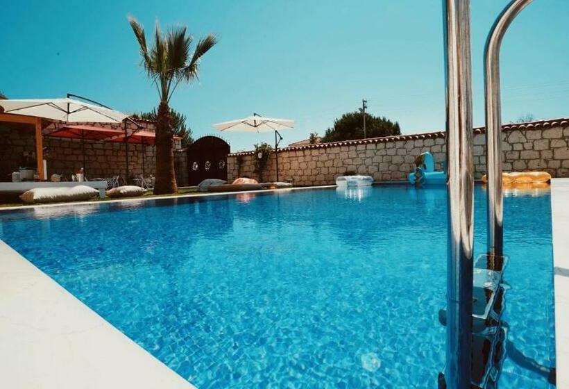 Hotelli Kybele Alaçatı