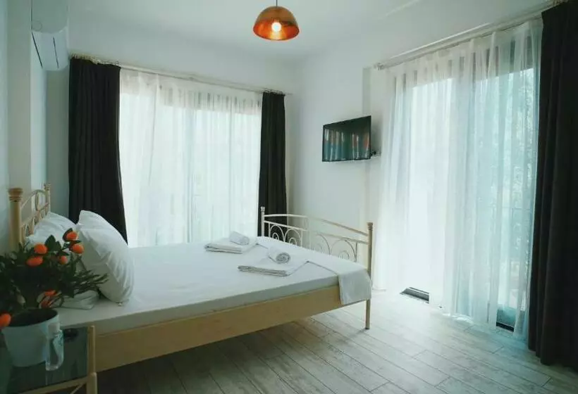 هتل Kybele Alaçatı