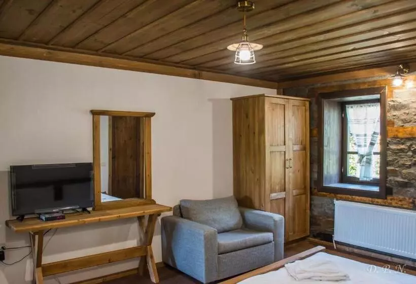 ペンション пачаловата къща