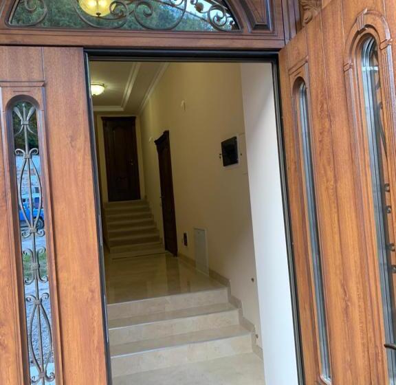 پانسیون сонячна соната