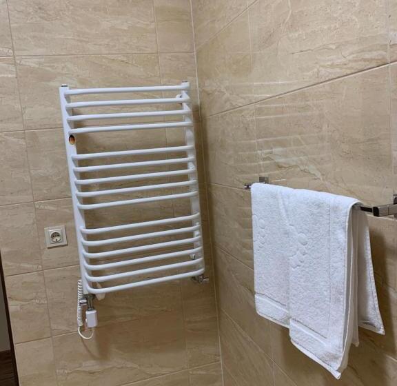 پانسیون сонячна соната