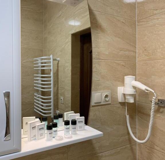 پانسیون сонячна соната