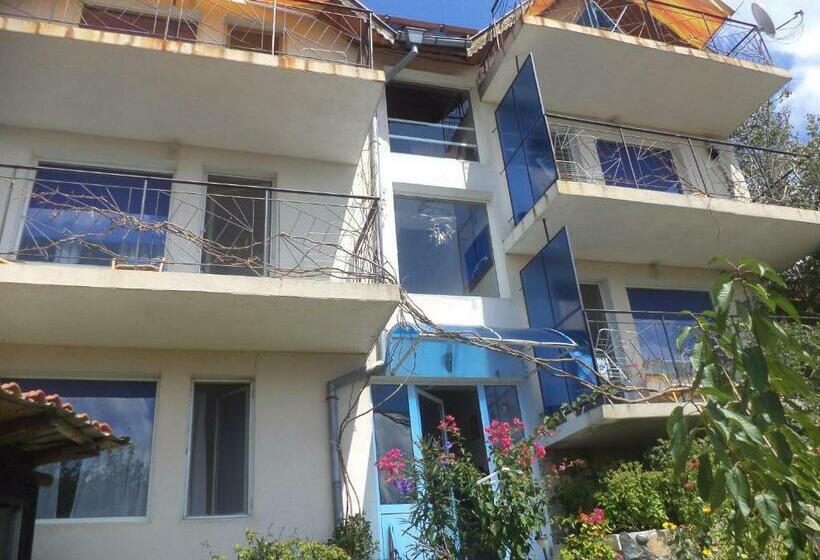 Пансион самостоятелна вила