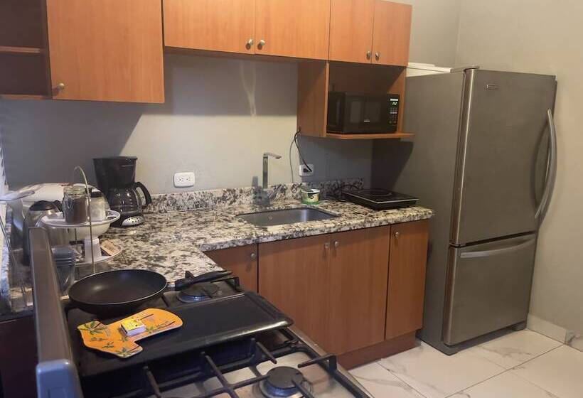 Hermoso Apartamento Cerca Del Aeropuert1