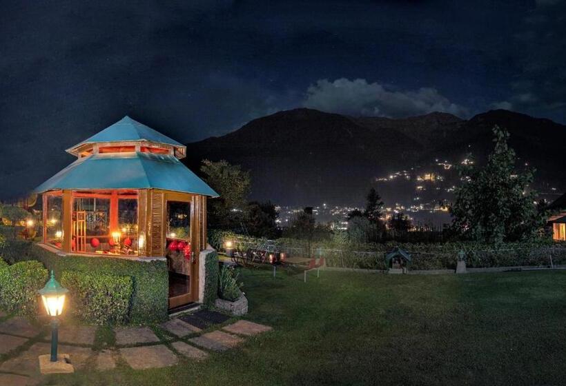 בית מלון כפרי Club Mahindra White Meadows Manali