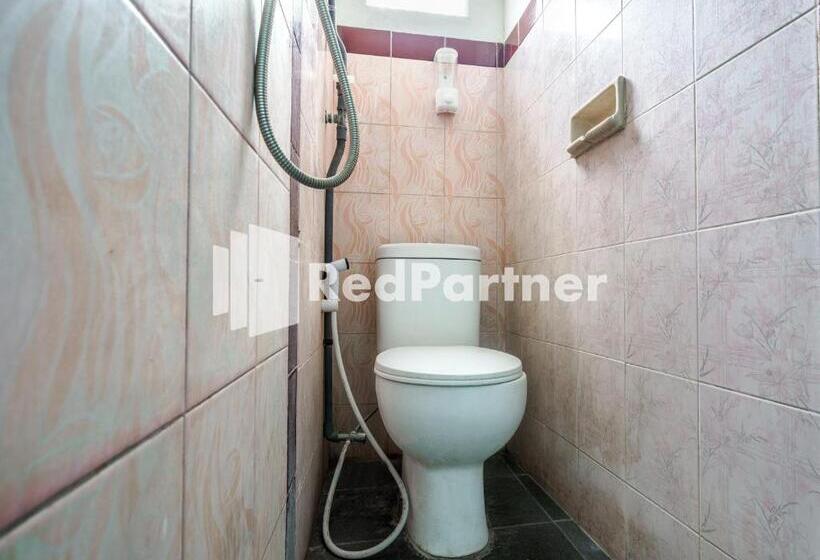 酒店 Nafisa Homestay Syariah Near Jatim Park 3 Batu Mitra Reddoorz