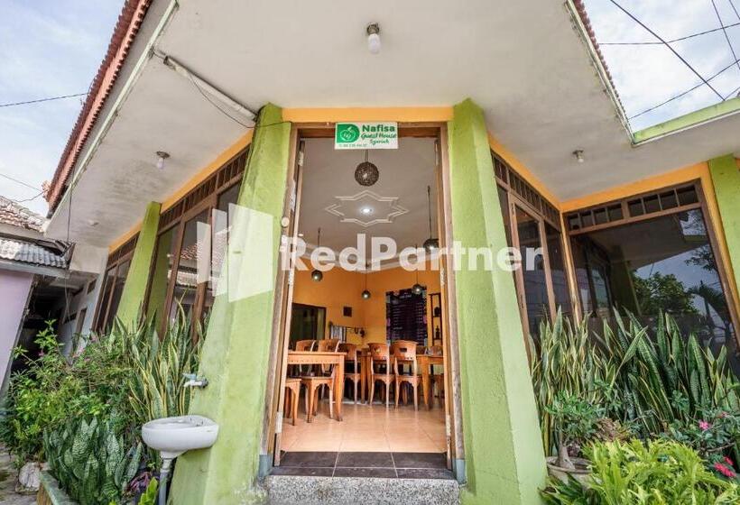 酒店 Nafisa Homestay Syariah Near Jatim Park 3 Batu Mitra Reddoorz