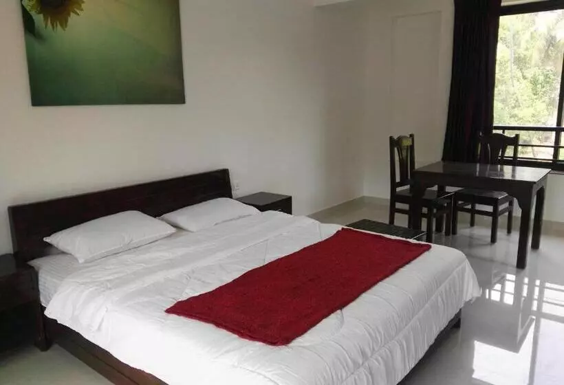 ペンション Wave Morjim