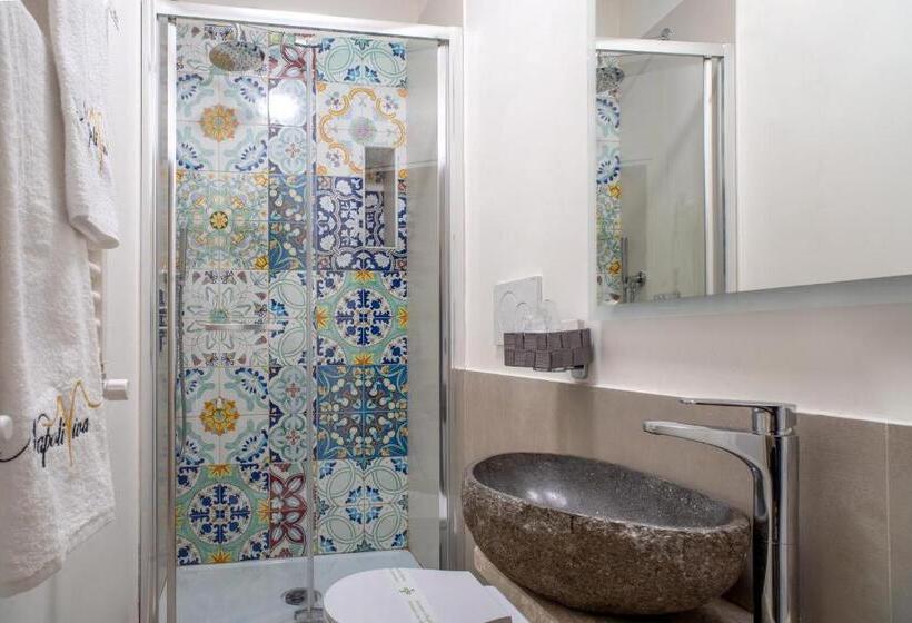 تختخواب و صبحانه Napoliviva