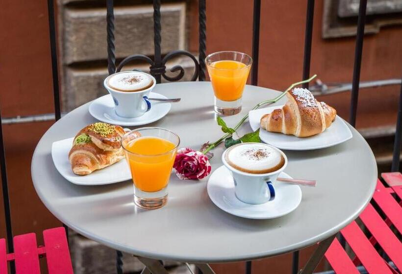 تختخواب و صبحانه Napoliviva