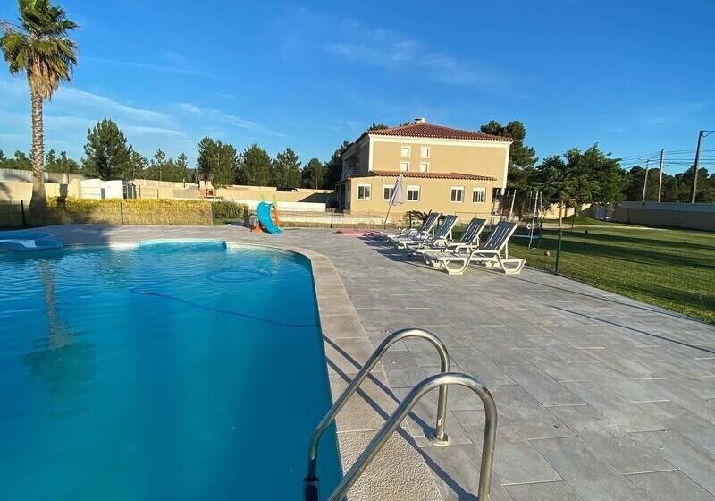 Charming 4 Bed Villa In Quinta Do Anjo, Palmela