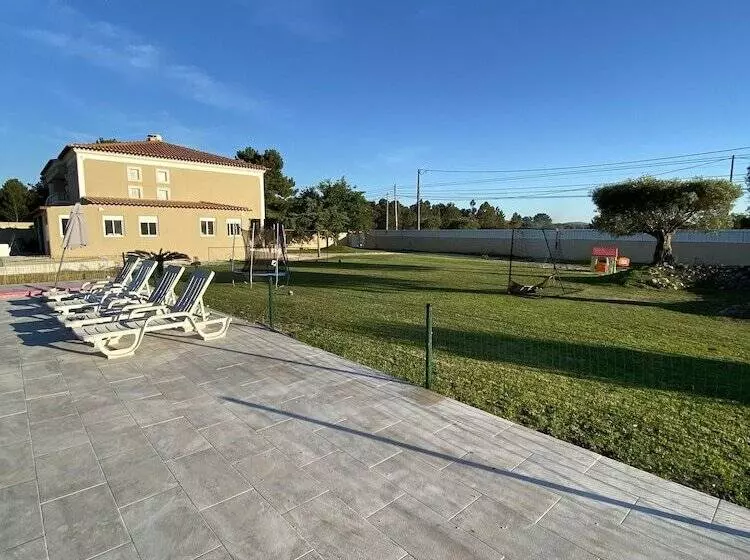 Charming 4 Bed Villa In Quinta Do Anjo, Palmela