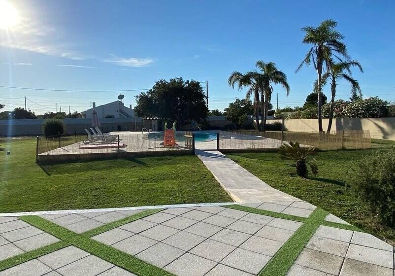 Charming 4 Bed Villa In Quinta Do Anjo, Palmela