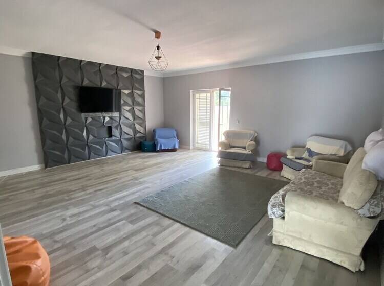 Charming 4 Bed Villa In Quinta Do Anjo, Palmela