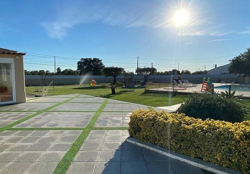 Charming 4 Bed Villa In Quinta Do Anjo, Palmela