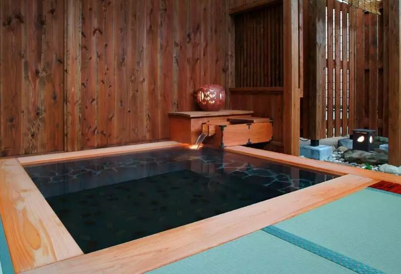 Ryokan Sakadojo