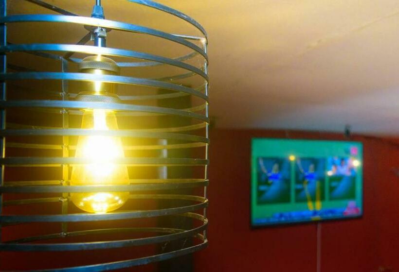 Отель Chinese Lotus Luxapathiya Shanghai