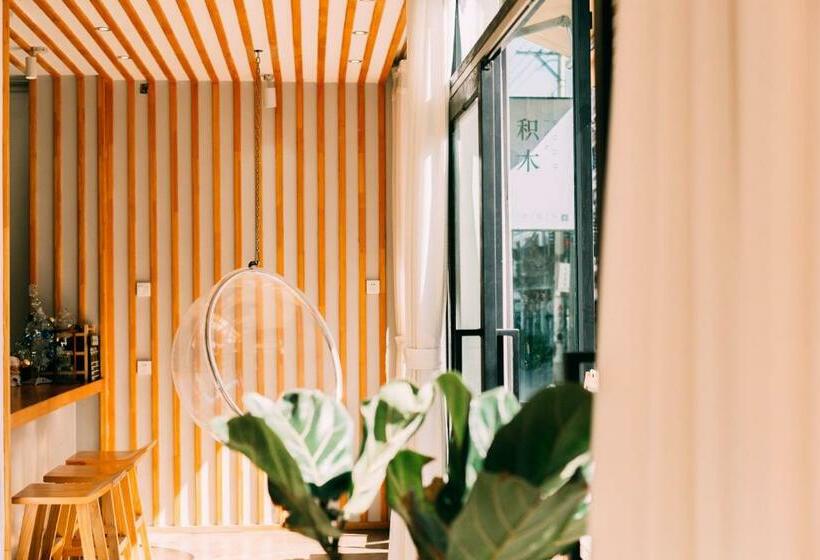 Hotel Dali Blocks · Cafe & Travel