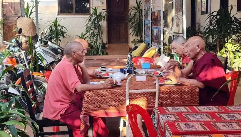 پانسیون Relax Resort Angkor Villa