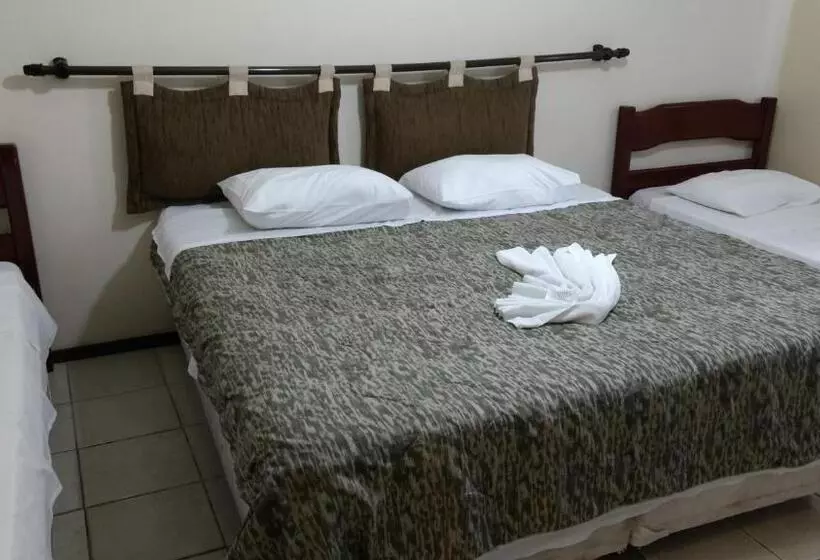 בית מלון כפרי Alpinus