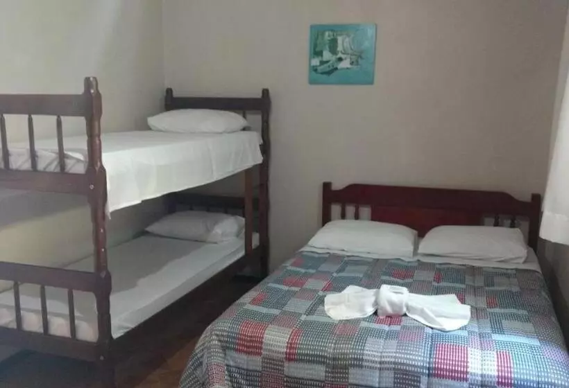 בית מלון כפרי Alpinus