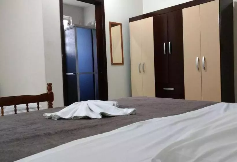 בית מלון כפרי Alpinus