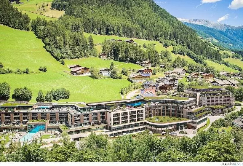 酒店 Amonti Wellnessresort