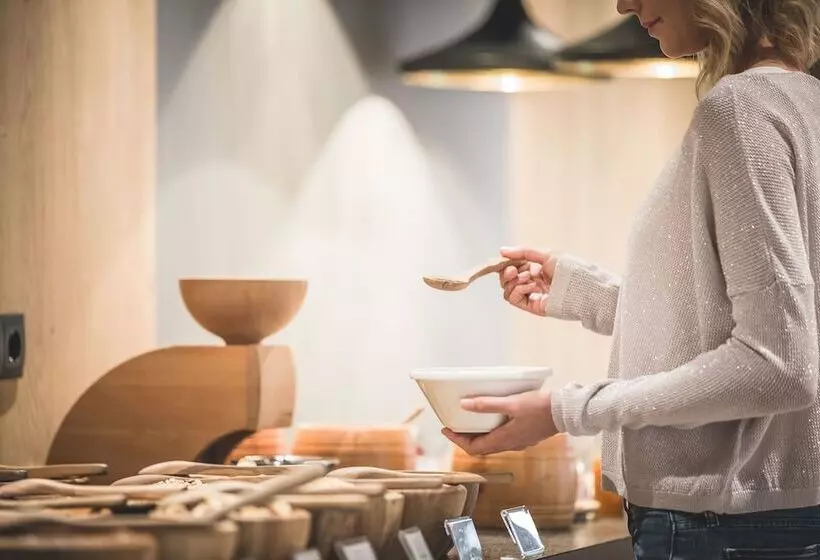 酒店 Amonti Wellnessresort