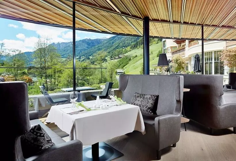 酒店 Amonti Wellnessresort