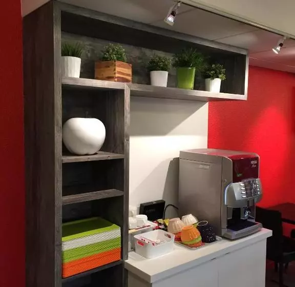 Brit Hotel Rouen Sud Val De Reuil