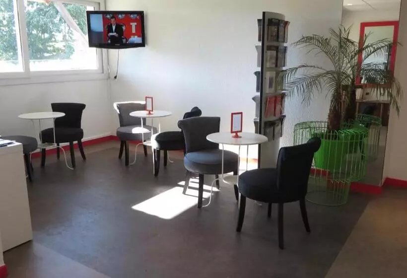 Brit Hotel Rouen Sud Val De Reuil