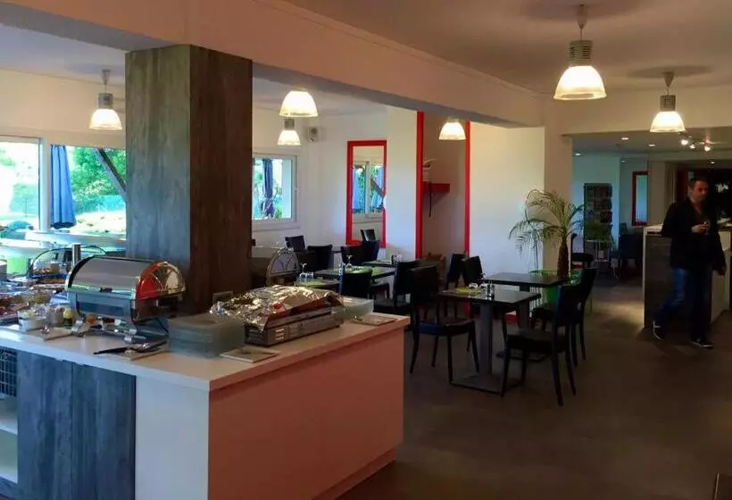 Brit Hotel Rouen Sud Val De Reuil