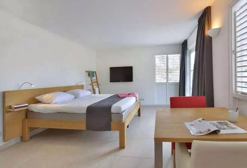 هتل Chogogo Dive & Beach Resort Curacao