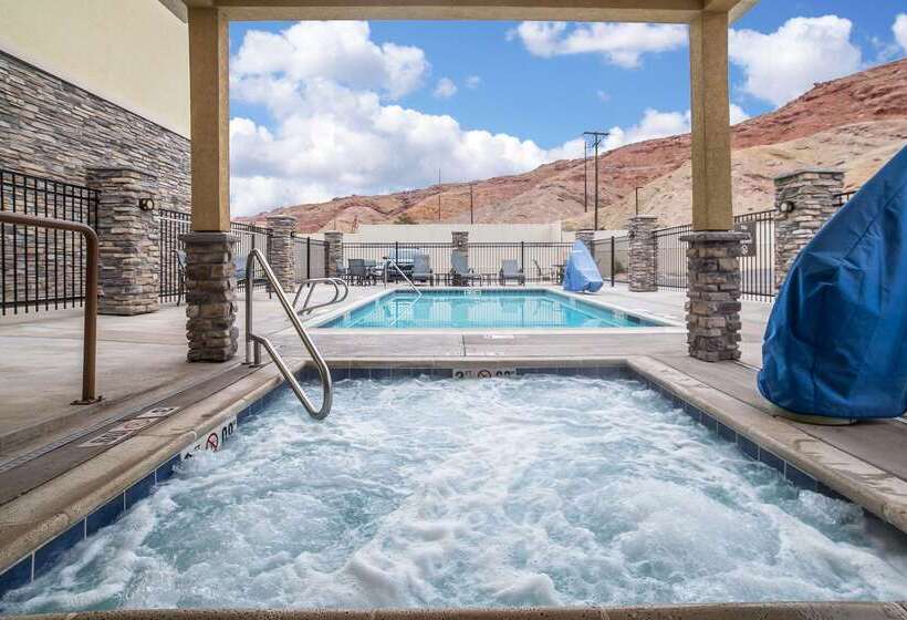 בית מלון כפרי Comfort Suites Moab Near Arches National Park