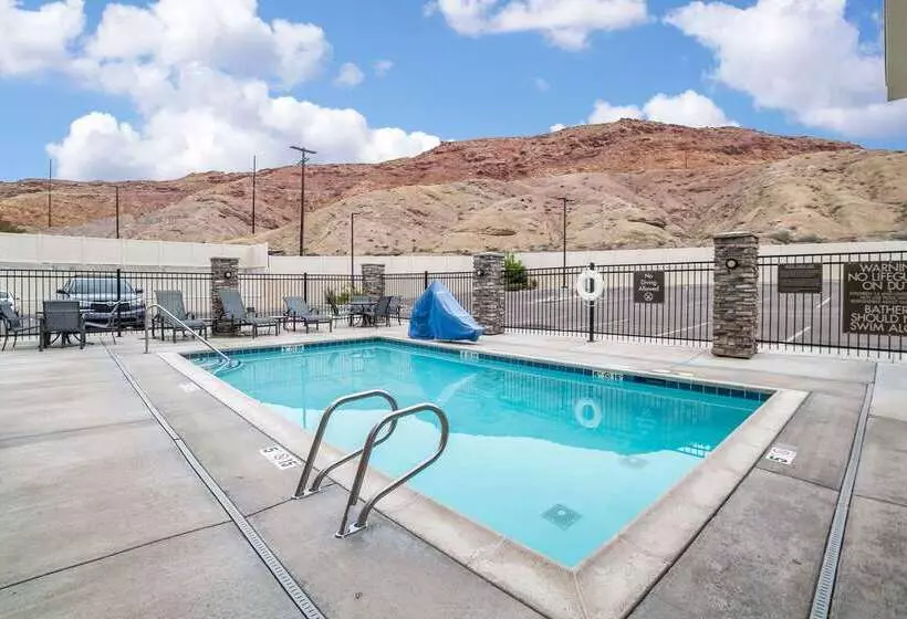 فندق Comfort Suites Moab Near Arches National Park