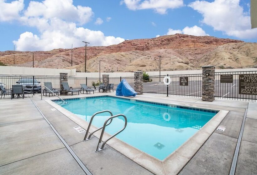 בית מלון כפרי Comfort Suites Moab Near Arches National Park