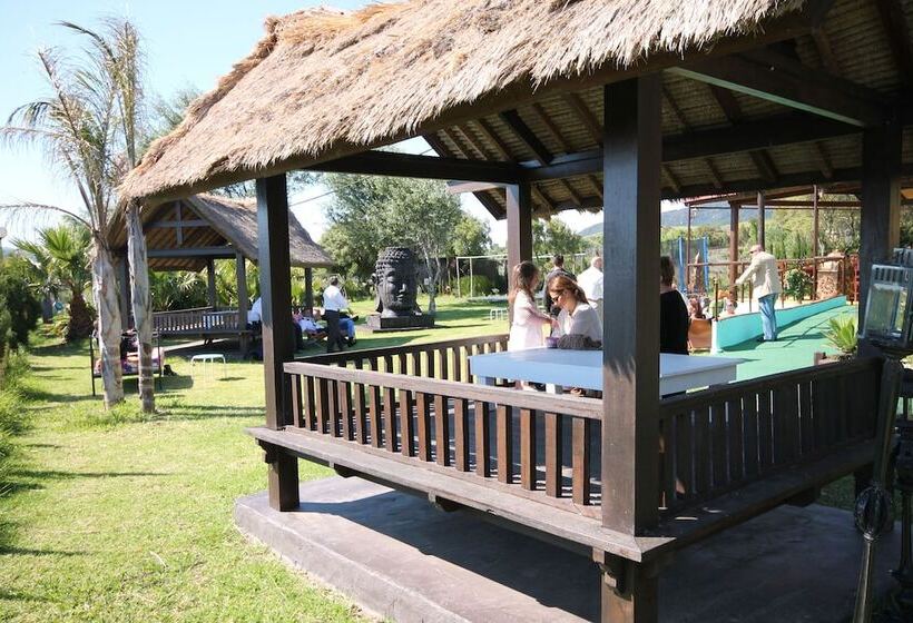 בית מלון כפרי Copacabana Tarifa Beach