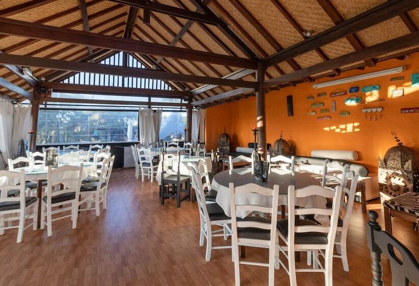 בית מלון כפרי Copacabana Tarifa Beach