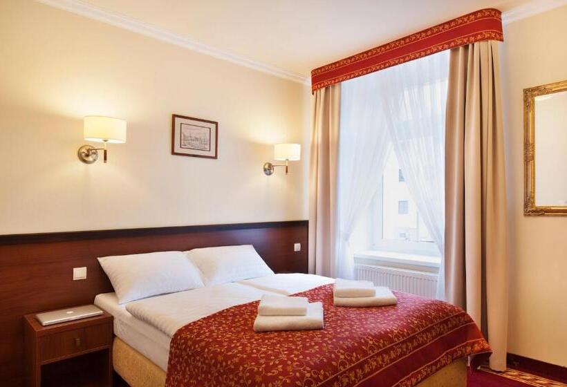 ホテル Resort De Esperanto Sanatorium Uzdrowiskowe