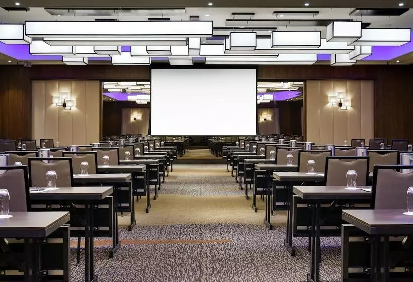 Delta Hotels By Marriott Toronto